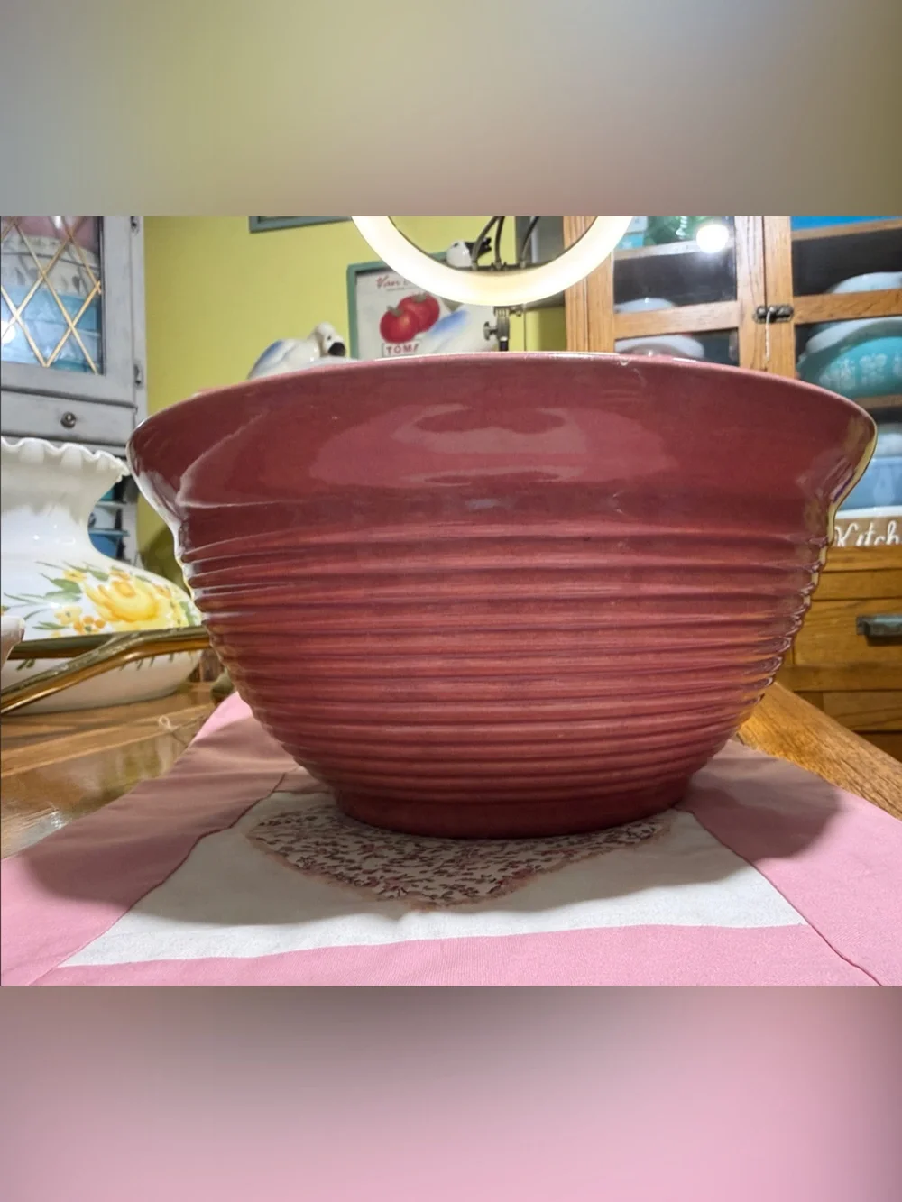Bauer Ribbed ringware rare 10.5” rose mauve Mixing Bowl